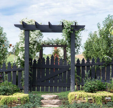 Star Bright Farm Gate