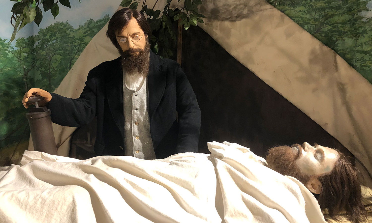 Embalming scene at the NMCWM